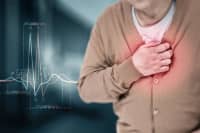 3個癥狀，暗示“腦梗或中風”！被“盯上”怎么辦？