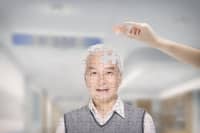如何預(yù)防老年癡呆？這些異常行為要注意