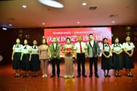 致敬！我院舉辦建院4周年院慶暨第6個(gè)醫(yī)師節(jié)表彰大會(huì)！